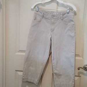 Lee Women's Capris- Size 8M